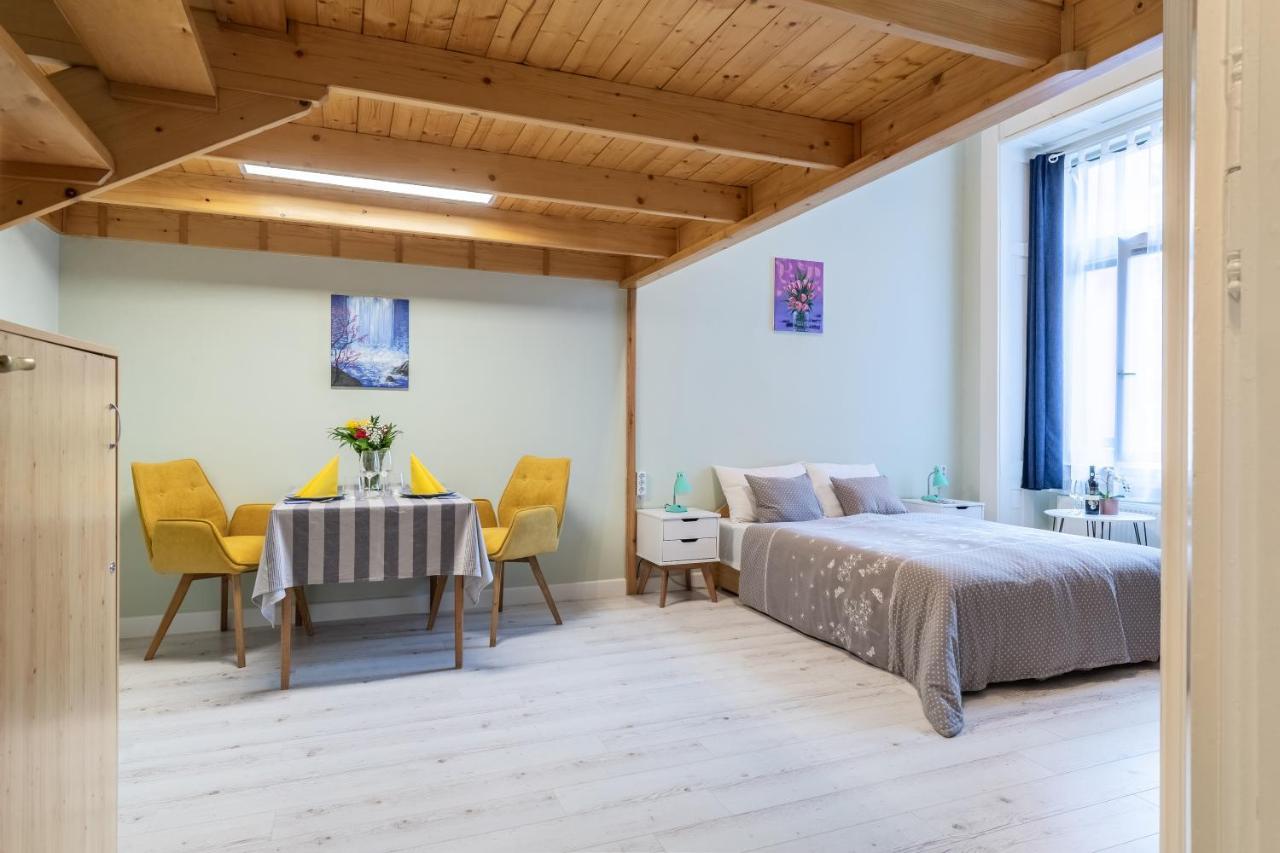 Central Studio Budapest Eksteriør bilde